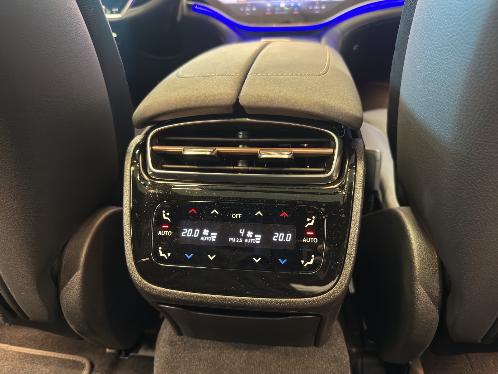 MERCEDES-BENZ EQS 450 4Matic - 16