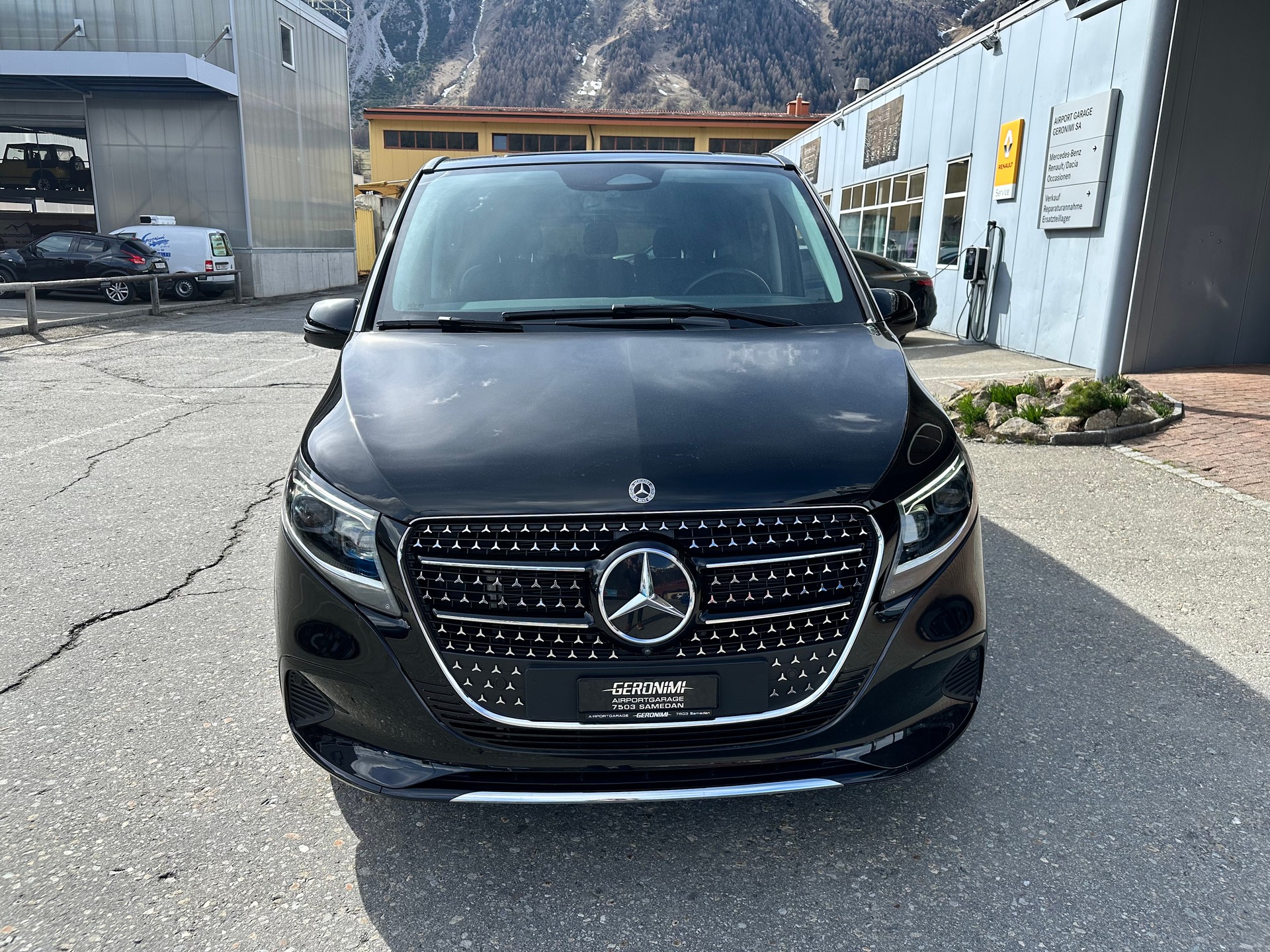 MERCEDES-BENZ V 250 d Avantgarde lang 4Matic - 4