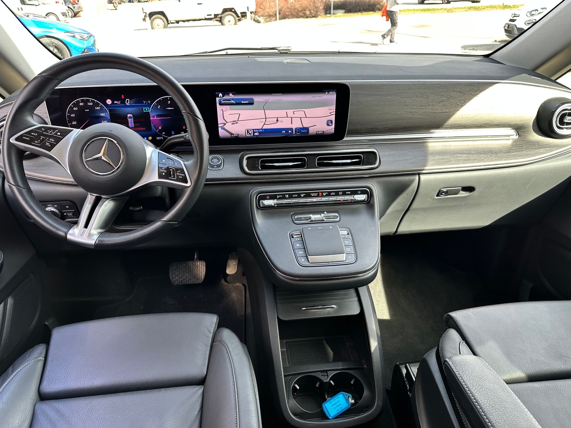 MERCEDES-BENZ V 250 d Avantgarde lang 4Matic - 10