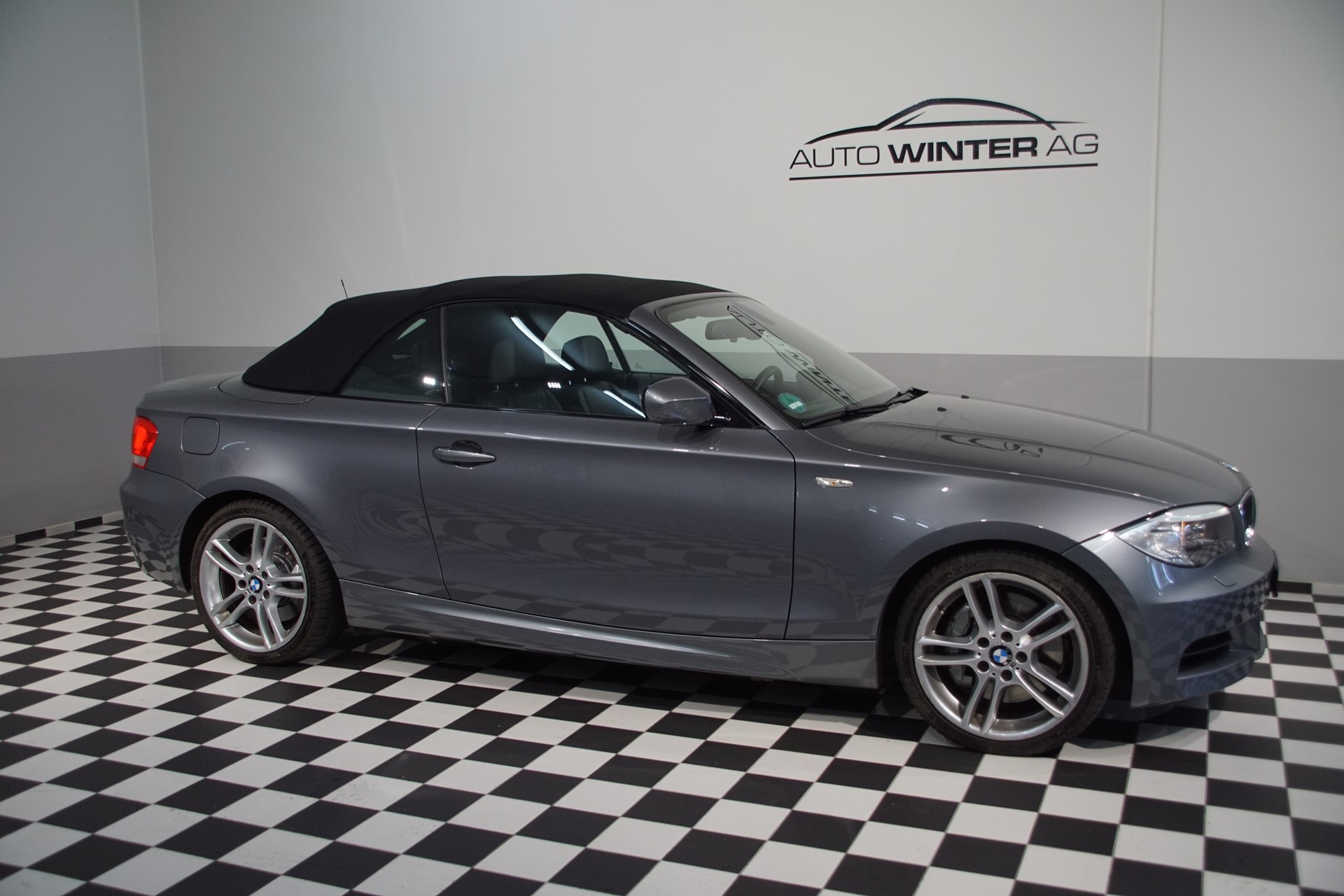 BMW 135i Cabrio DSG - 13