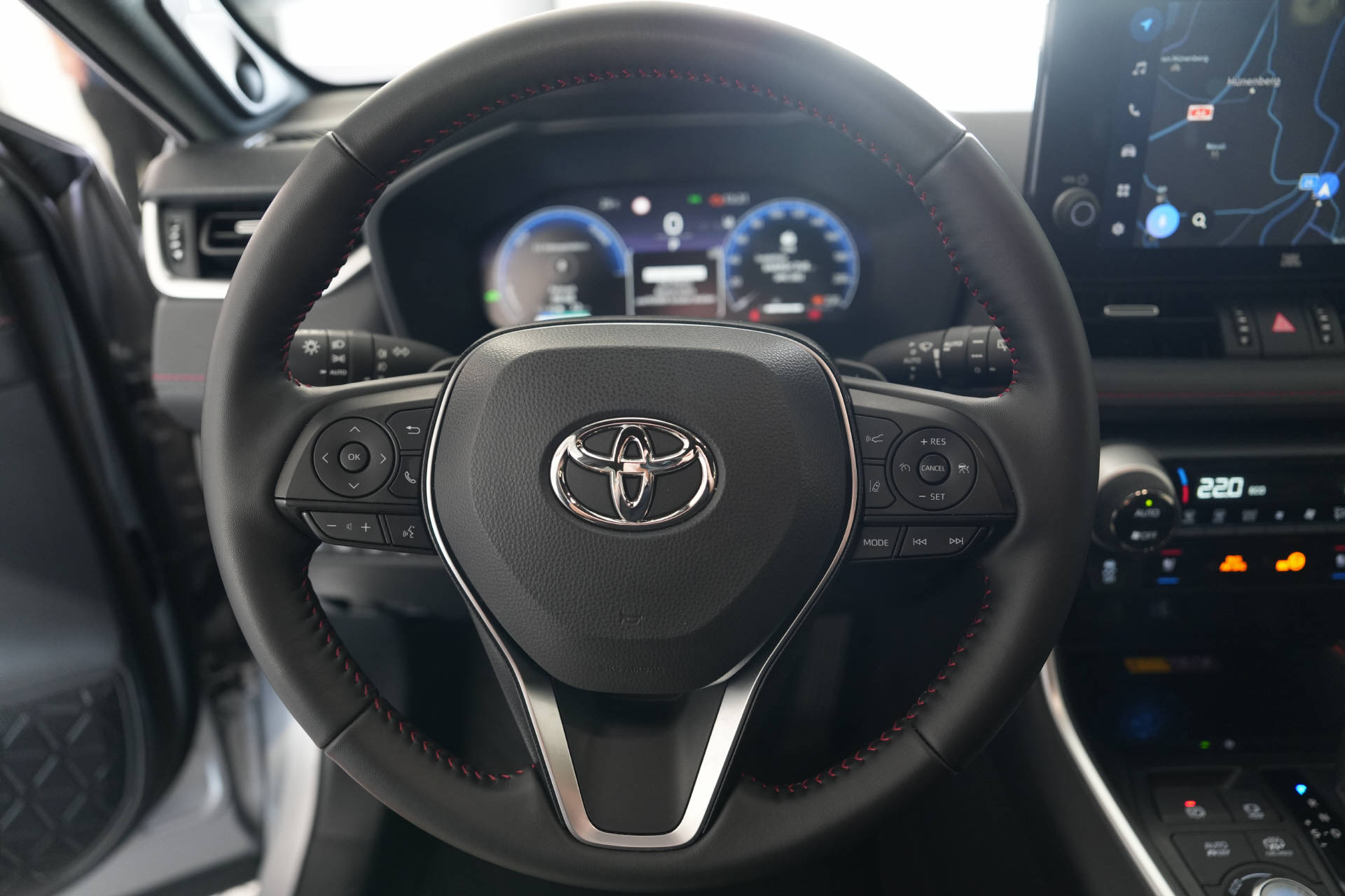 TOYOTA RAV-4 2.5 Plug-In-Hybrid Platinum - 9