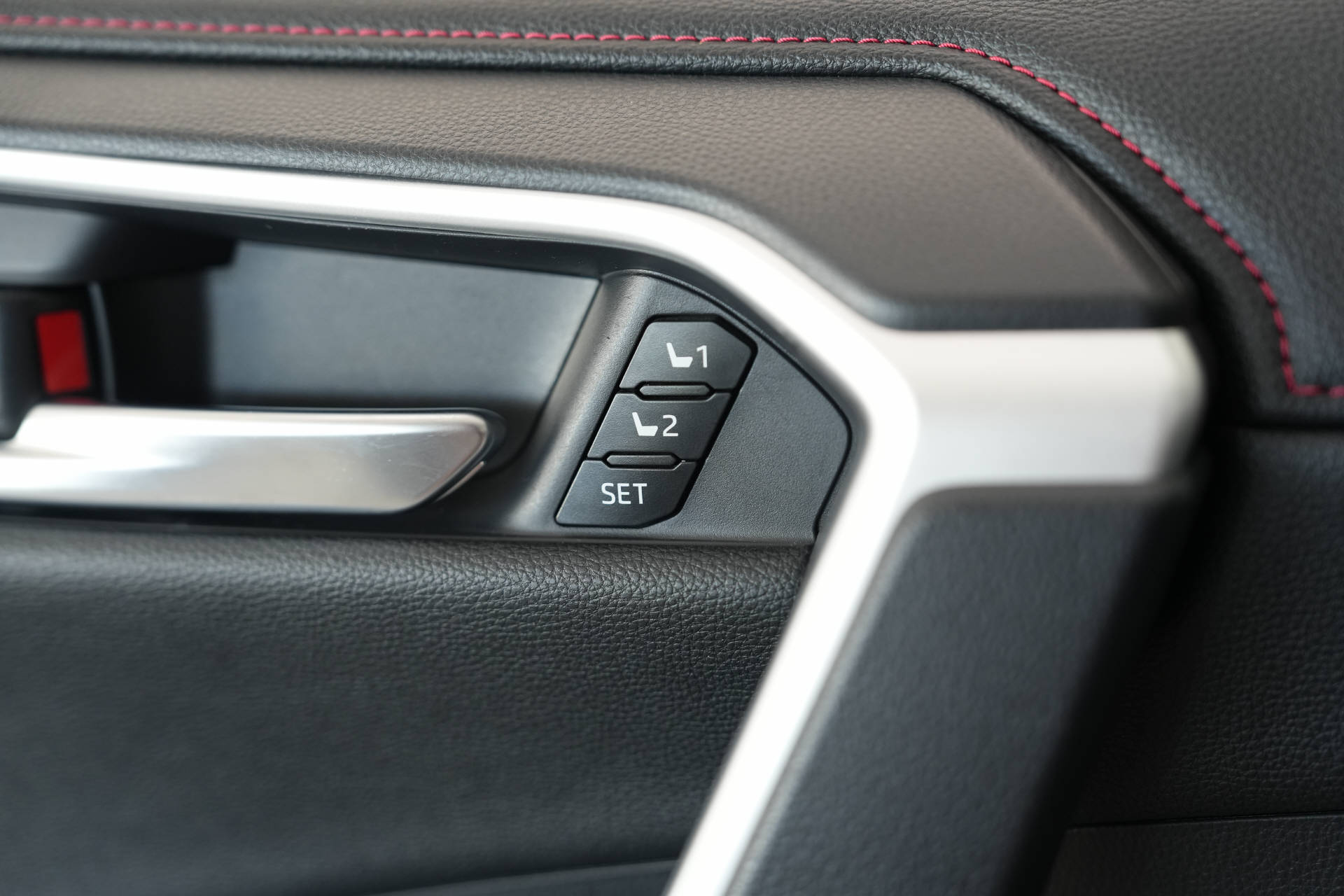 TOYOTA RAV-4 2.5 Plug-In-Hybrid Platinum - 15