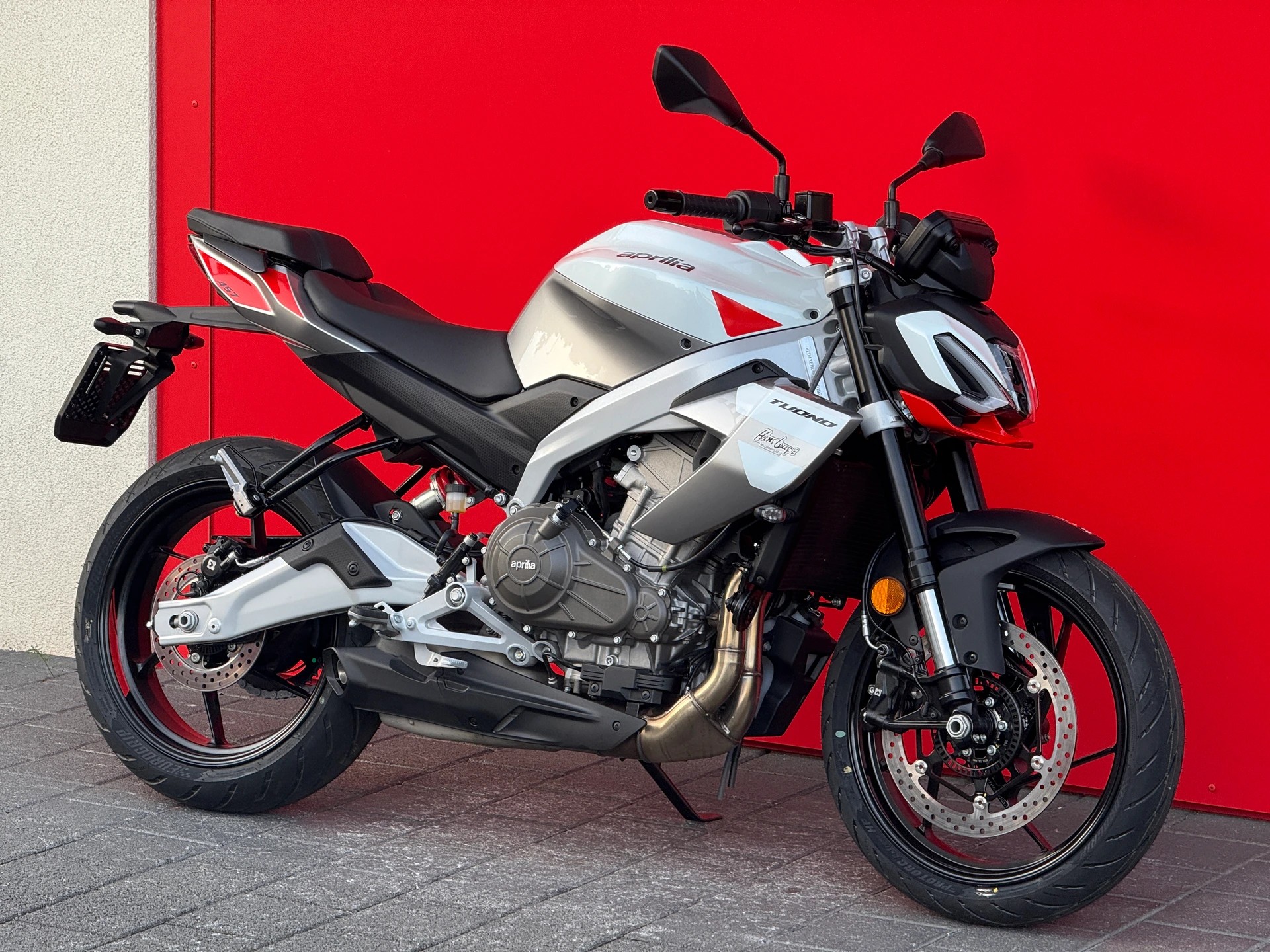 APRILIA Tuono 457 - 8