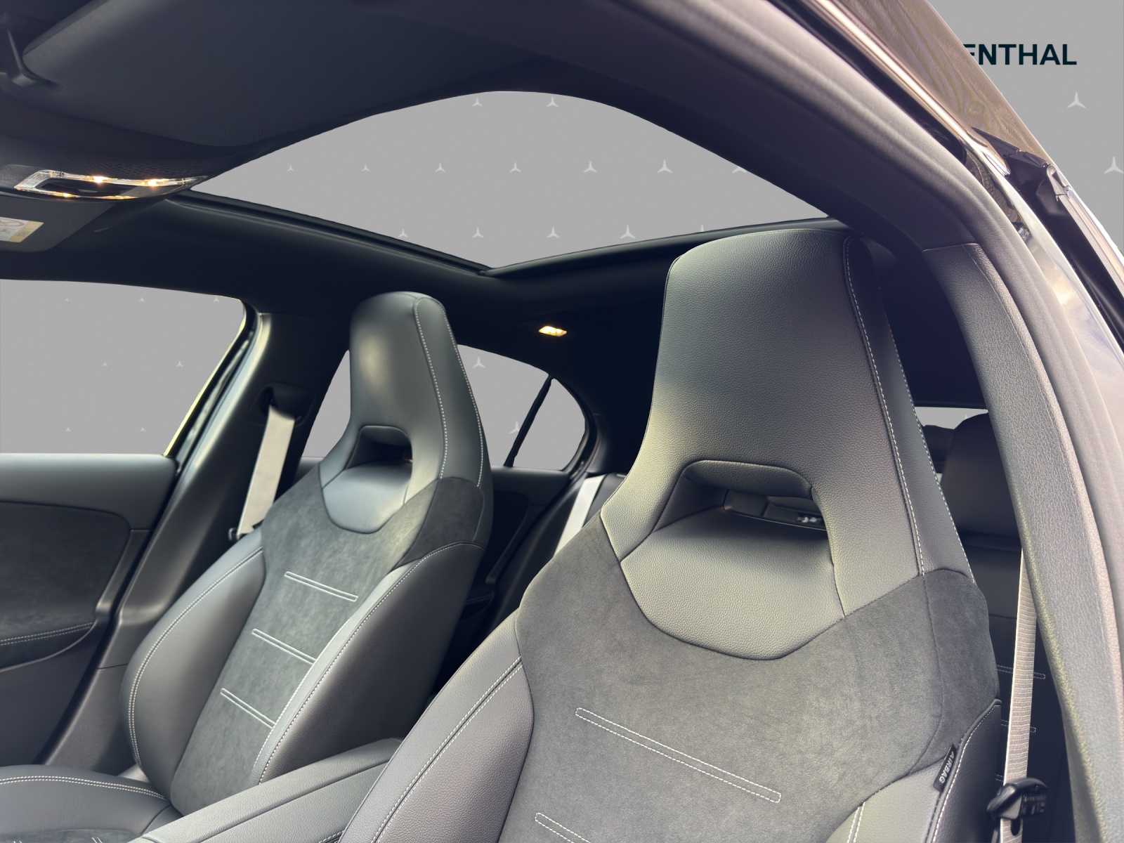 MERCEDES-BENZ A 250 4Matic 8G-DCT - 11