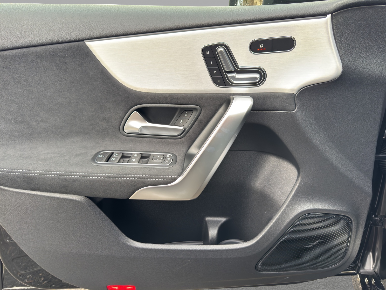 MERCEDES-BENZ A 250 4Matic 8G-DCT - 15