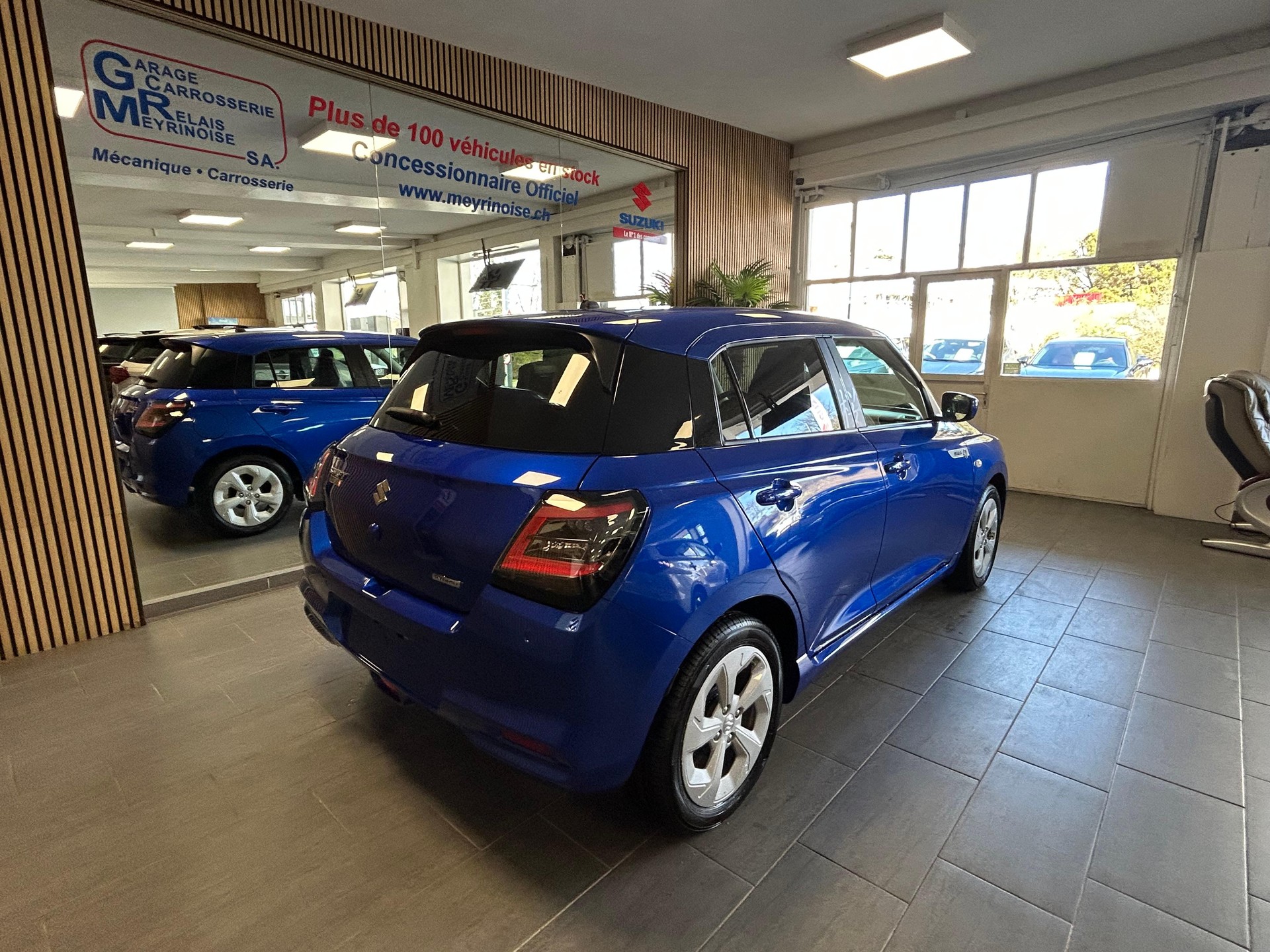 SUZUKI Swift 1.2 Sakura Hybrid - 7