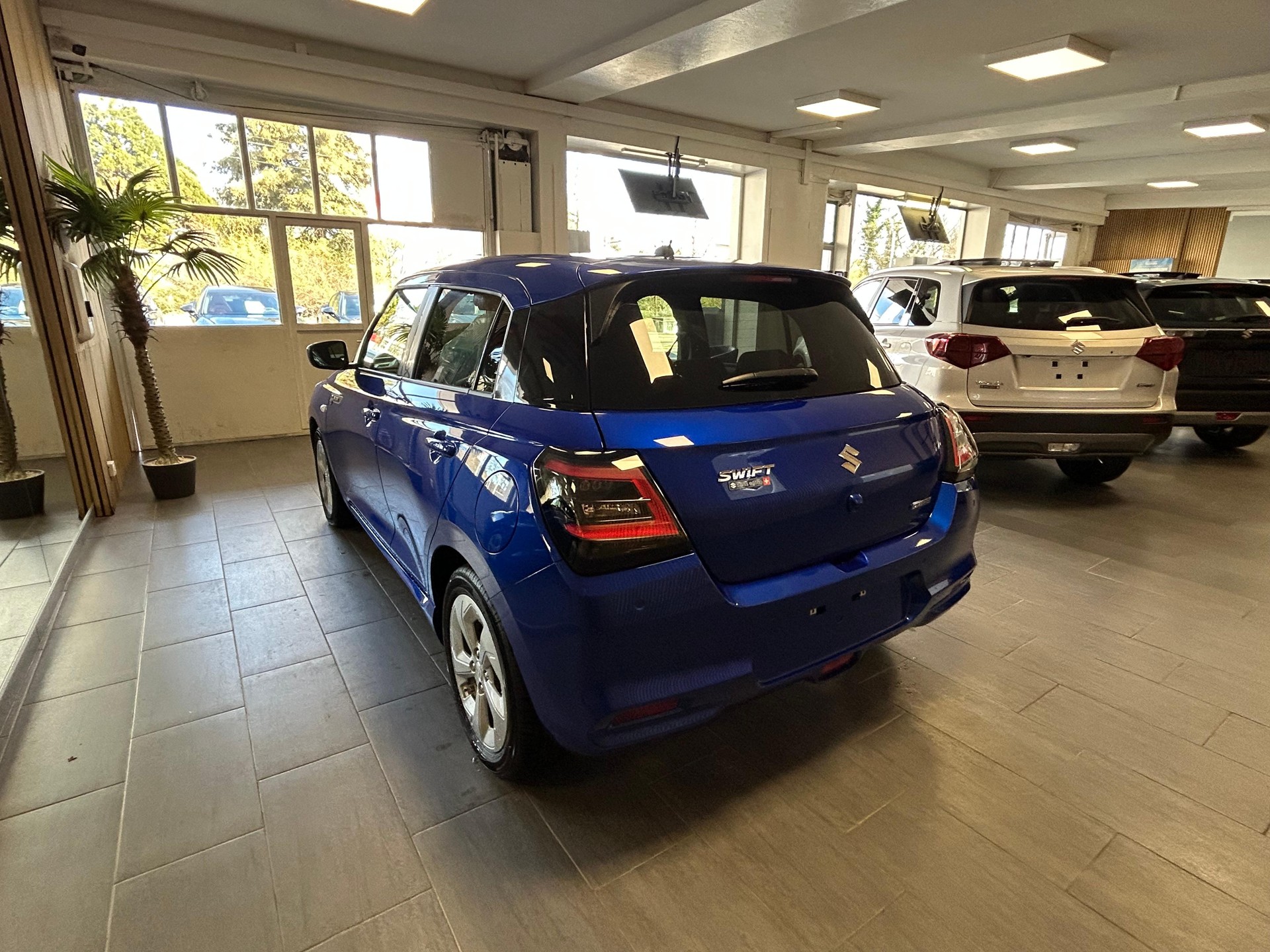 SUZUKI Swift 1.2 Sakura Hybrid - 5