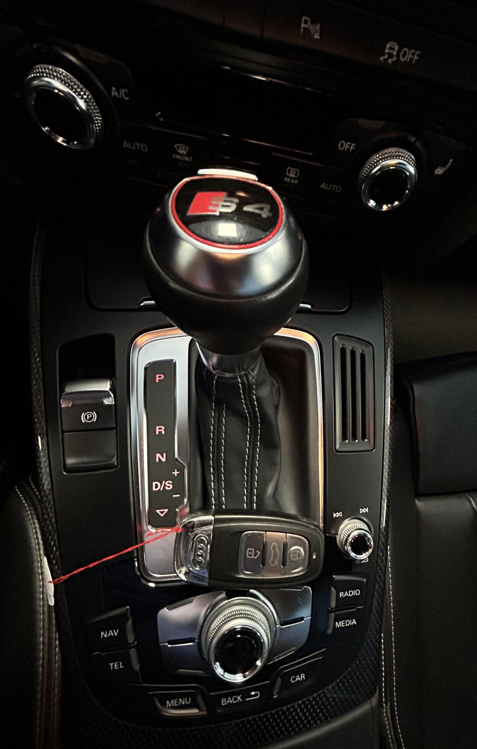 AUDI S4 Avant 3.0 V6 TFSI quattro S-Tronic - 12