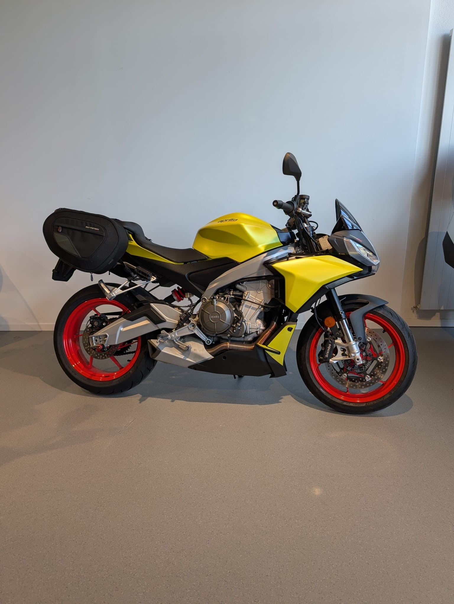 APRILIA Tuono 660 - 2