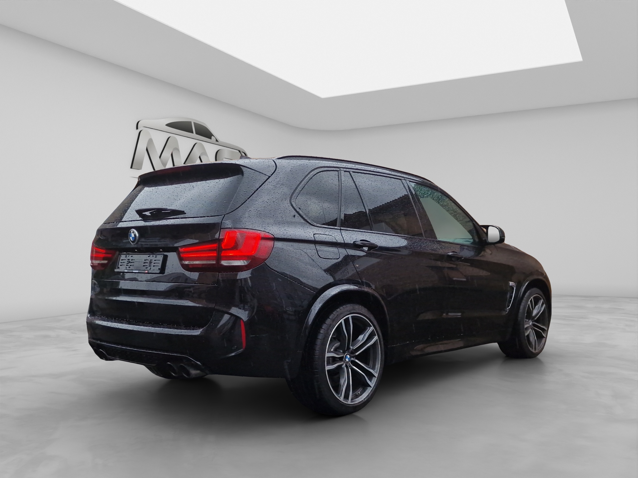 BMW X5M 6