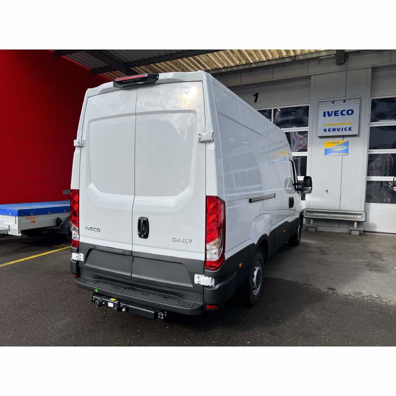 IVECO Daily 35S18HA8V Kaw.3520L H2. 3.0 HPI 180 - 4