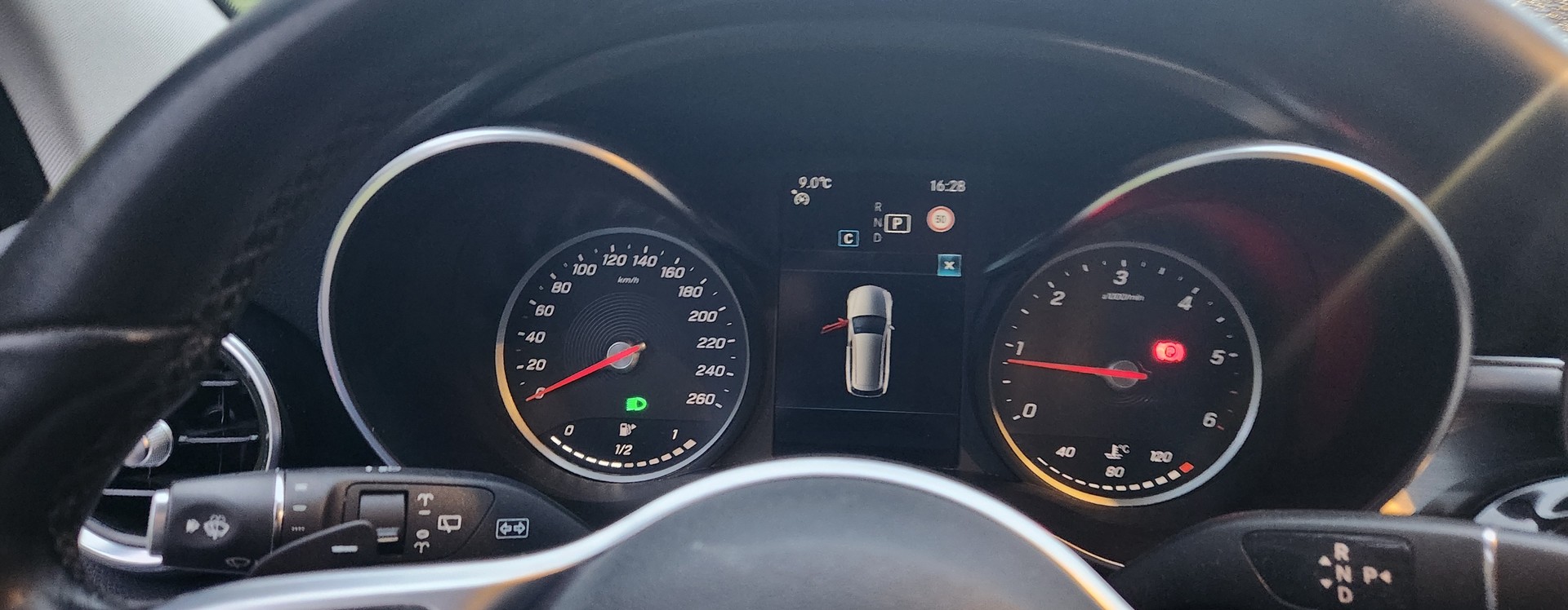 MERCEDES-BENZ C 300 d Avantgarde - 11