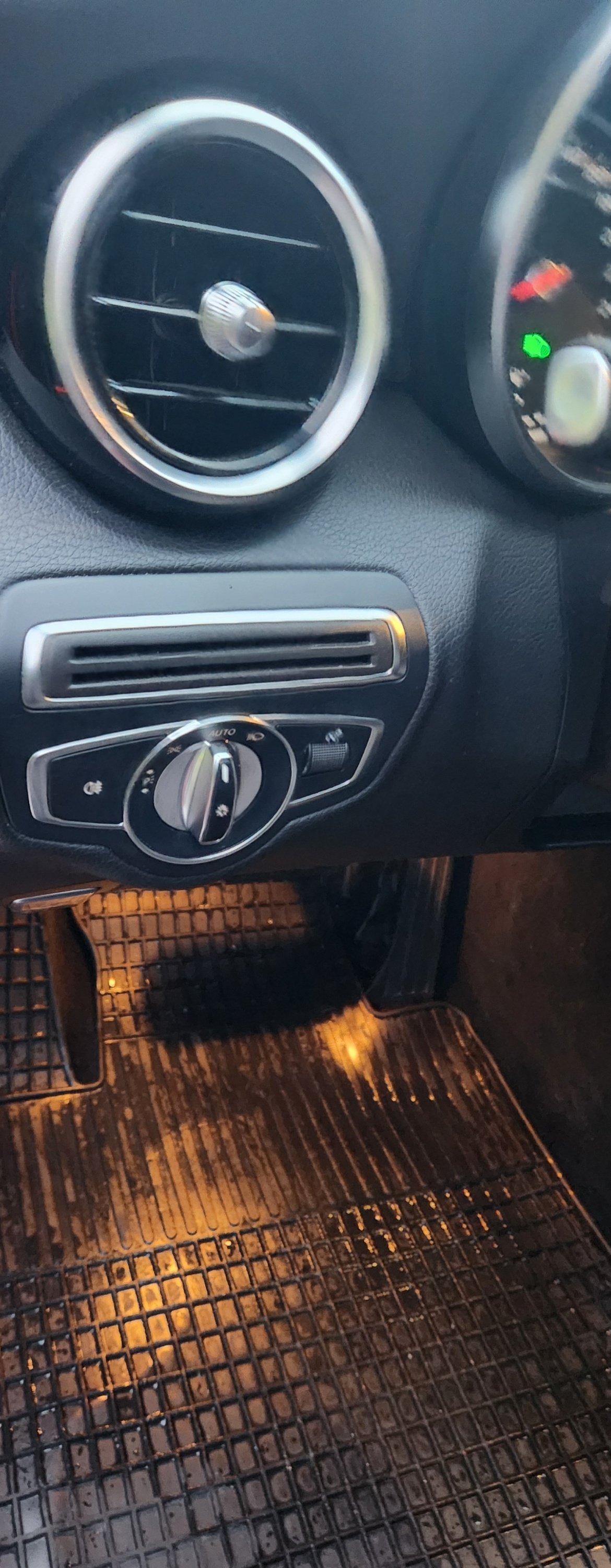 MERCEDES-BENZ C 300 d Avantgarde - 7