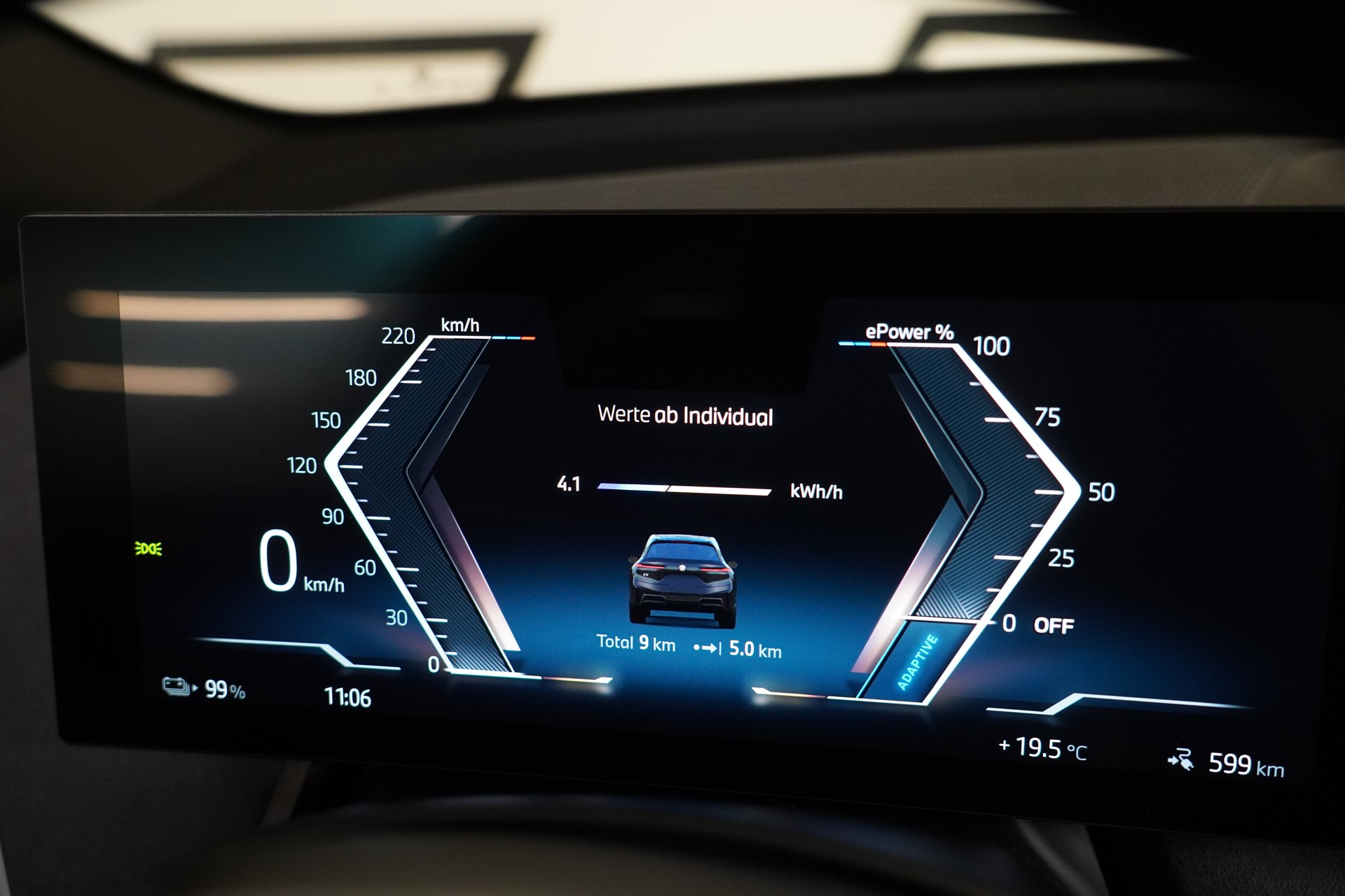 BMW iX xDrive60 M Sport - 22