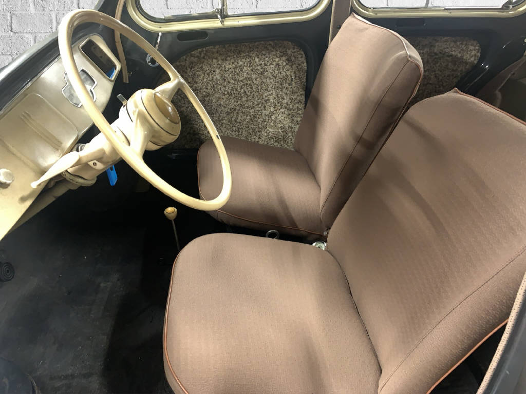 RENAULT 4 CV R 1060 - 6