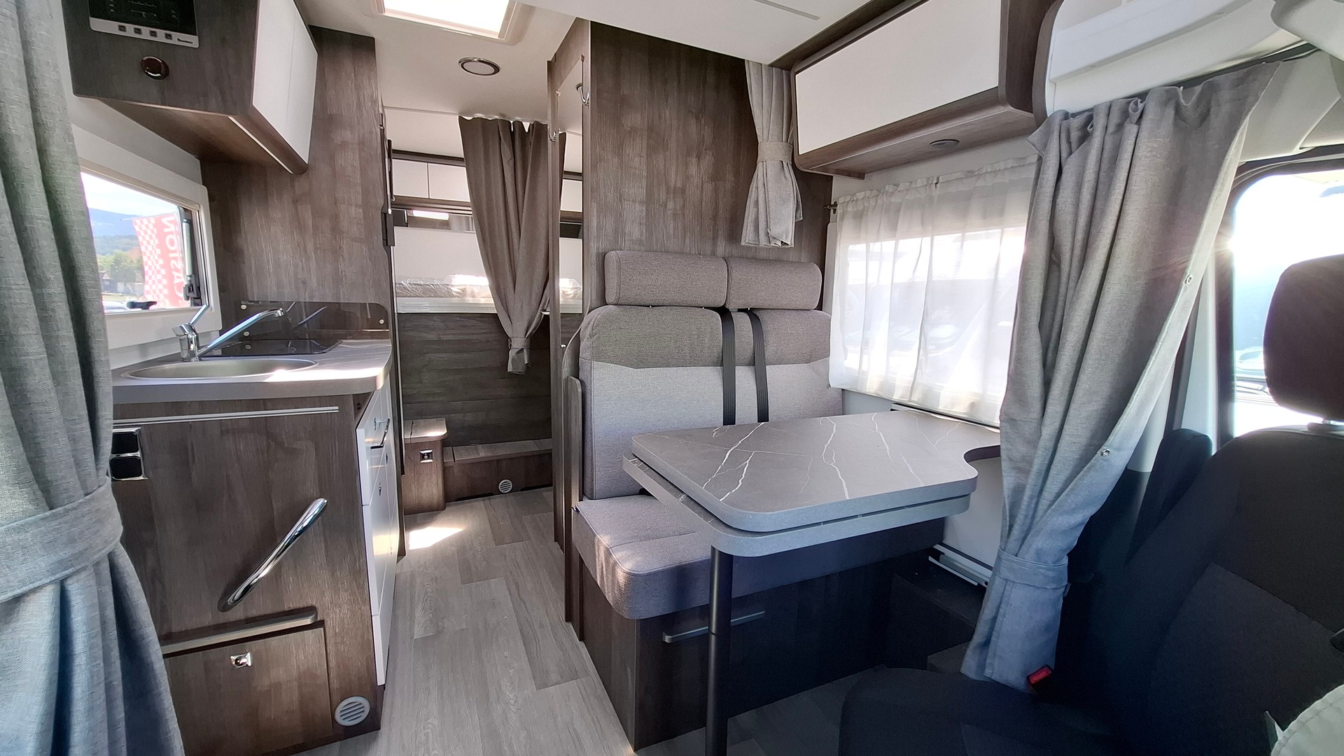 BENIMAR Tessoro 440 concept UP - 8