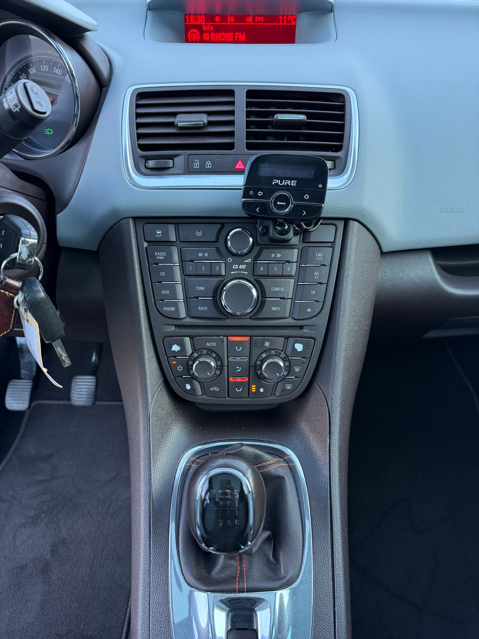 OPEL Meriva 1.4 Turbo Cosmo - 13