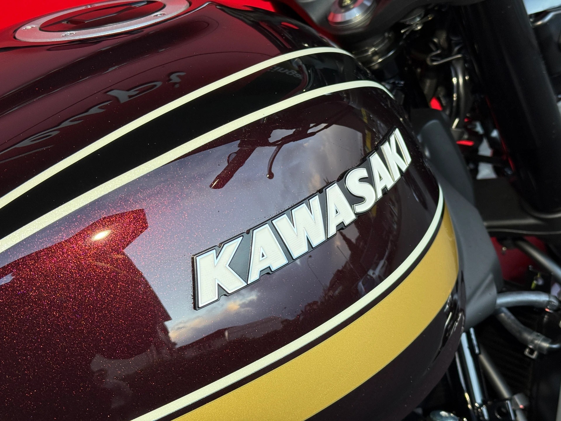 KAWASAKI Z 900 RS - 10