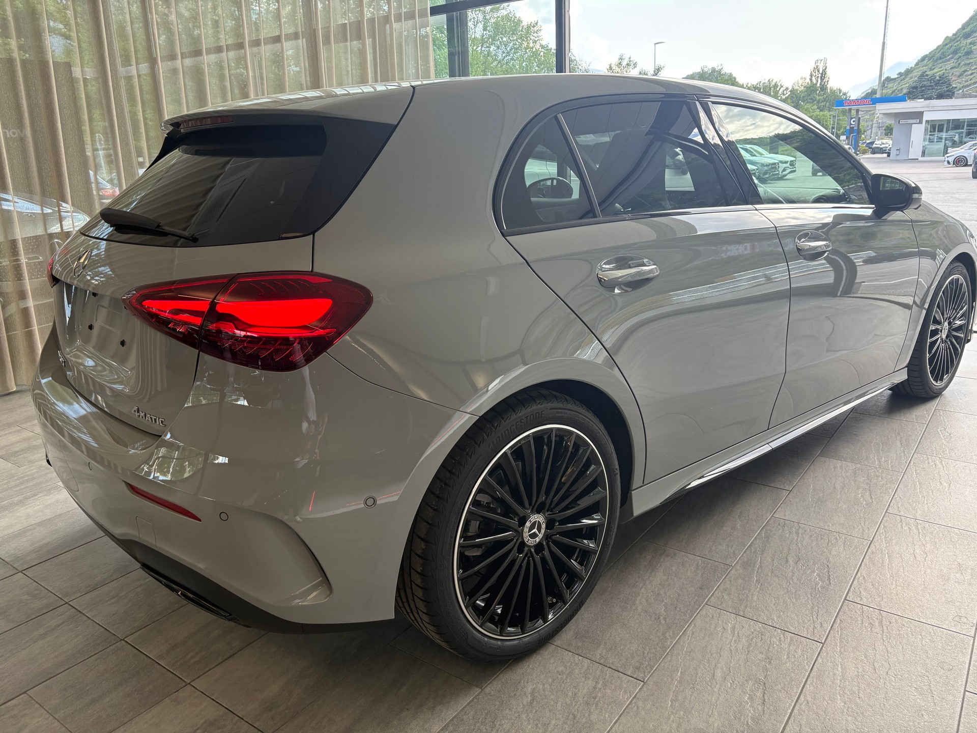 MERCEDES-BENZ A 250 4Matic 8G-DCT - 5