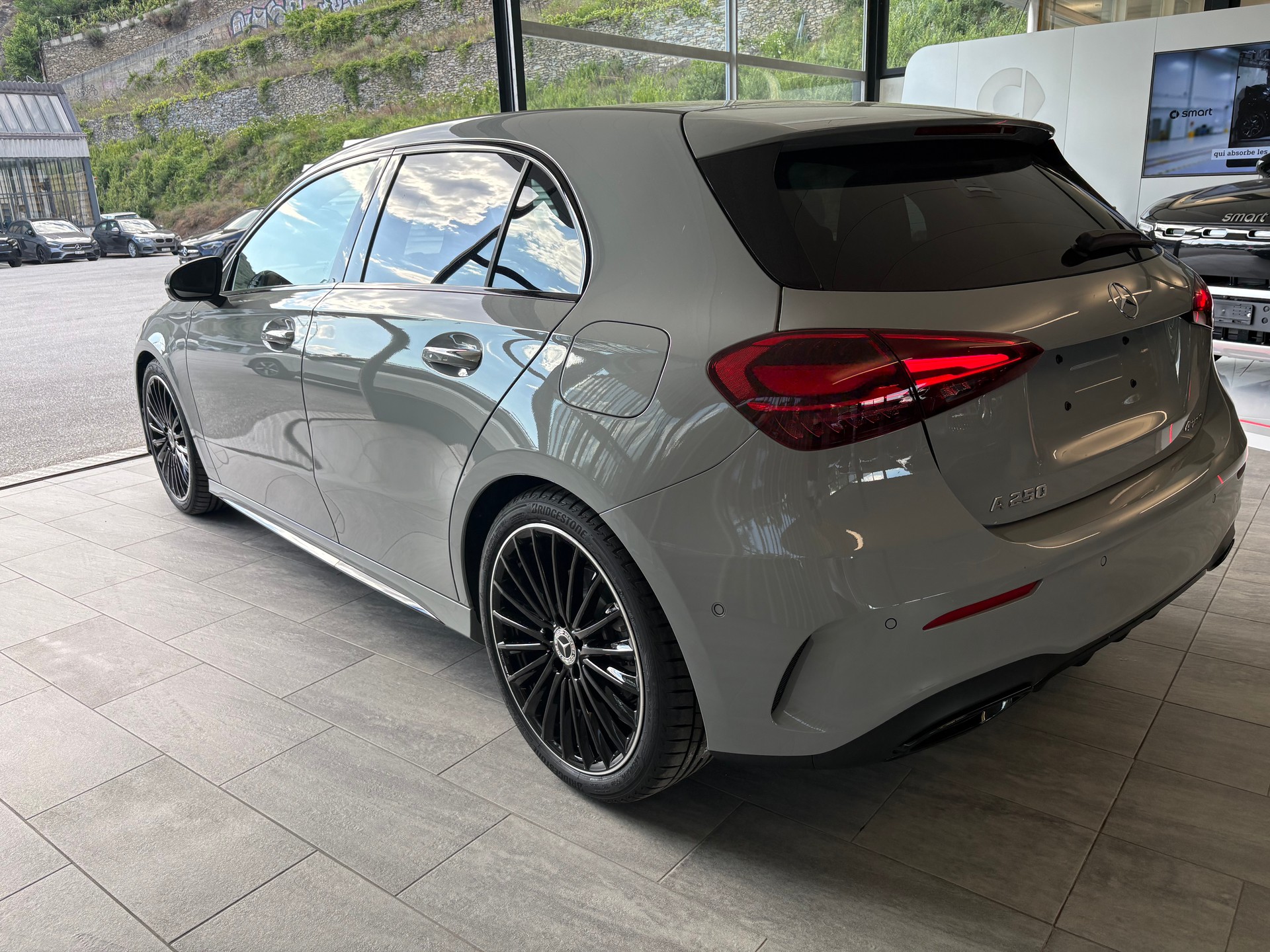 MERCEDES-BENZ A 250 4Matic 8G-DCT - 6