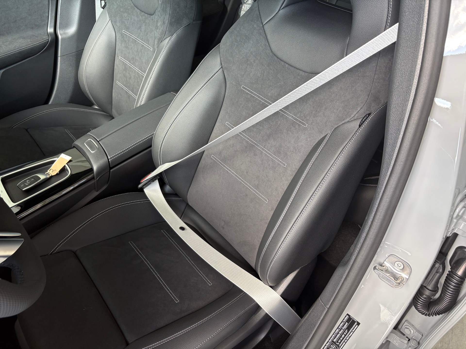 MERCEDES-BENZ A 250 4Matic 8G-DCT - 16