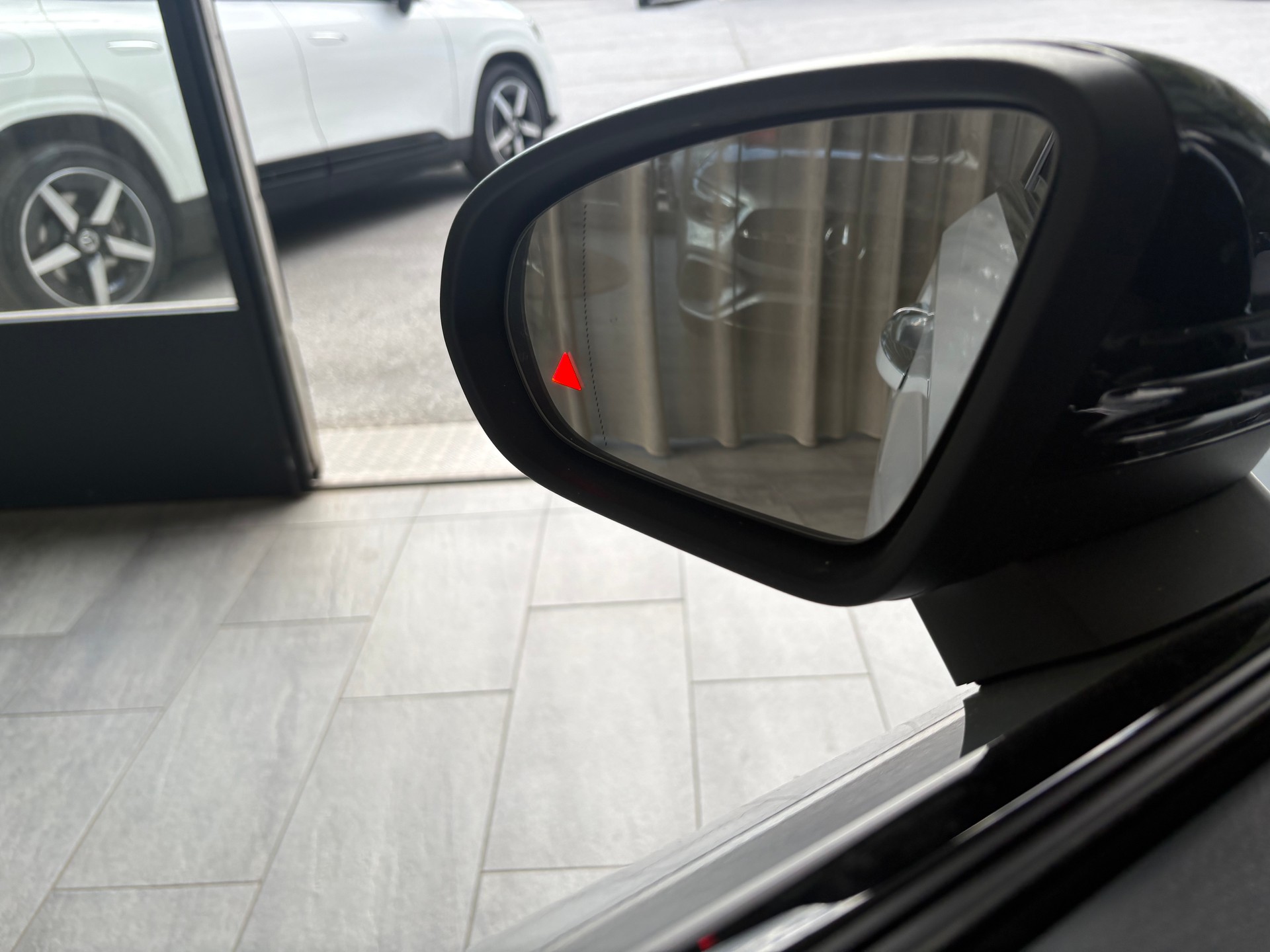 MERCEDES-BENZ A 250 4Matic 8G-DCT - 20