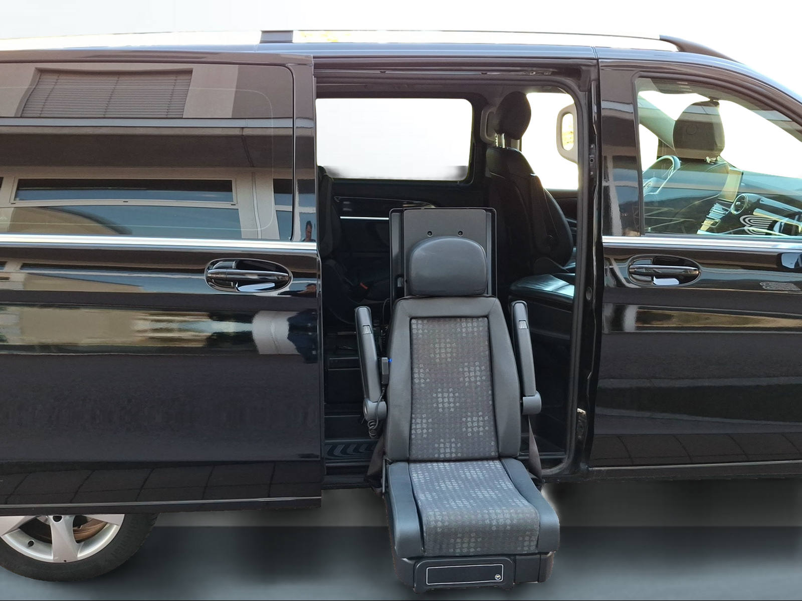 MERCEDES-BENZ V 250 d Avantgarde extralang 4M 7G-Tronic - 11