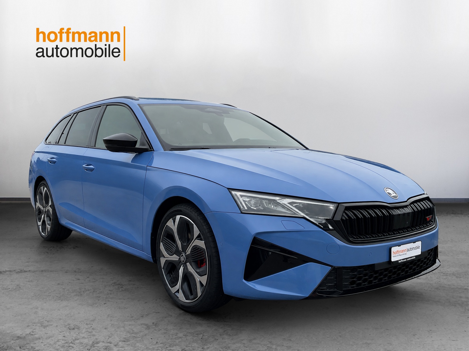SKODA Octavia Combi 2.0 TSI DSG RS 30 Years Edition - 3