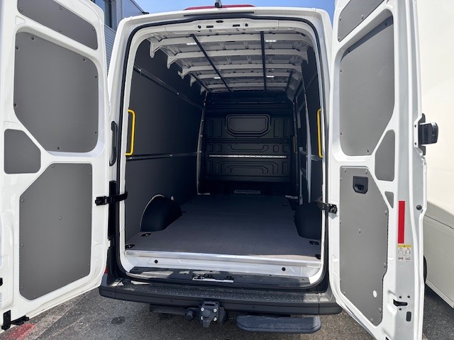 TGE 3.180 Standard 4x4 Automat