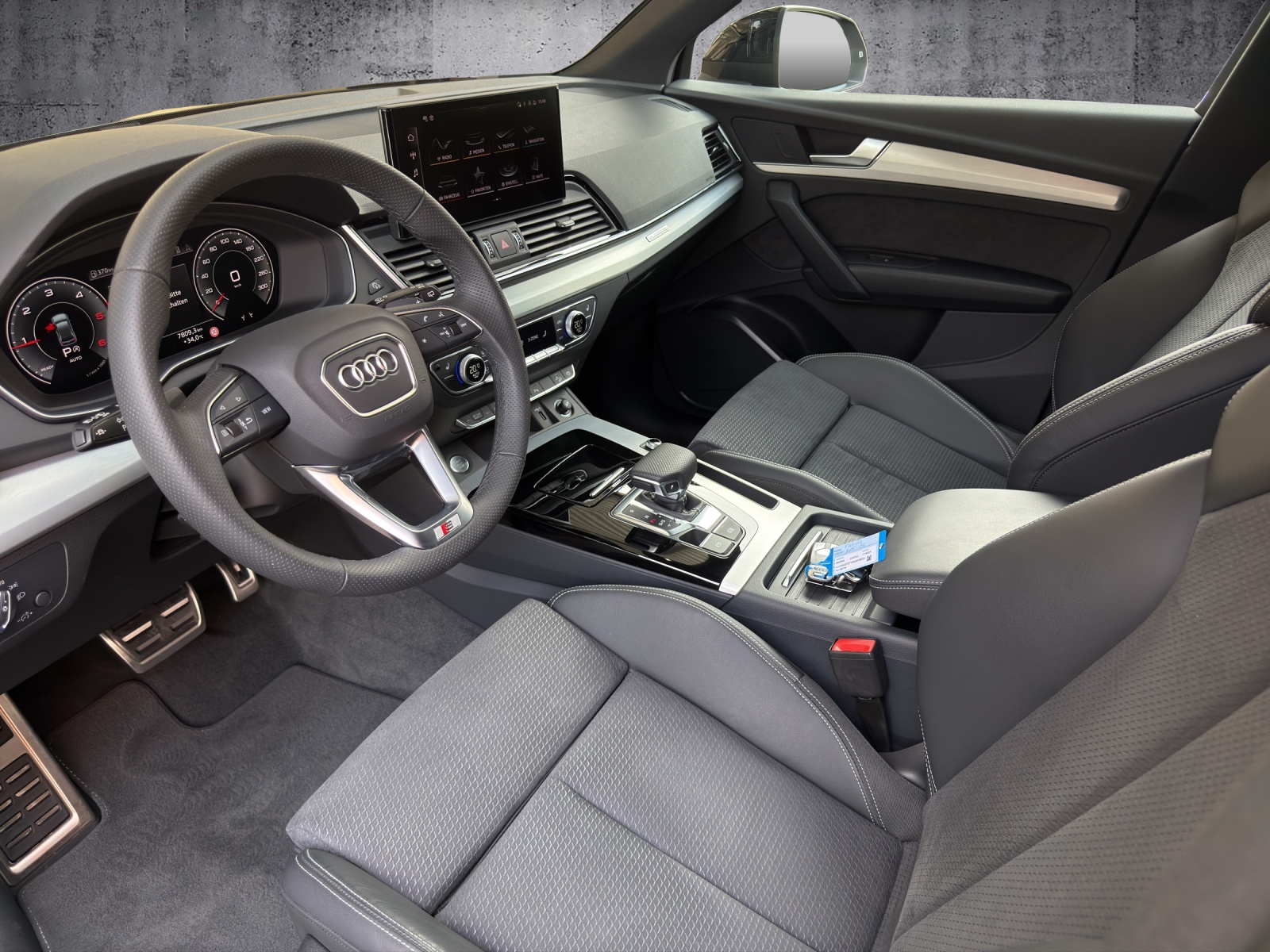 AUDI Q5 40 TDI Black Edition quattro S-tronic *CH-FZG. / Gratisservice / Werksgarantie* - 7