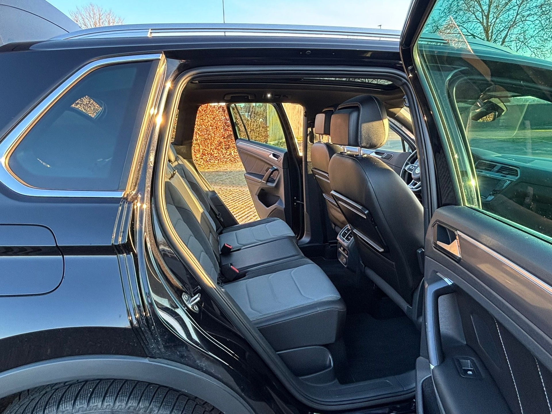 VW Tiguan 2.0 TDI SCR Highline 4Motion DSG - 11