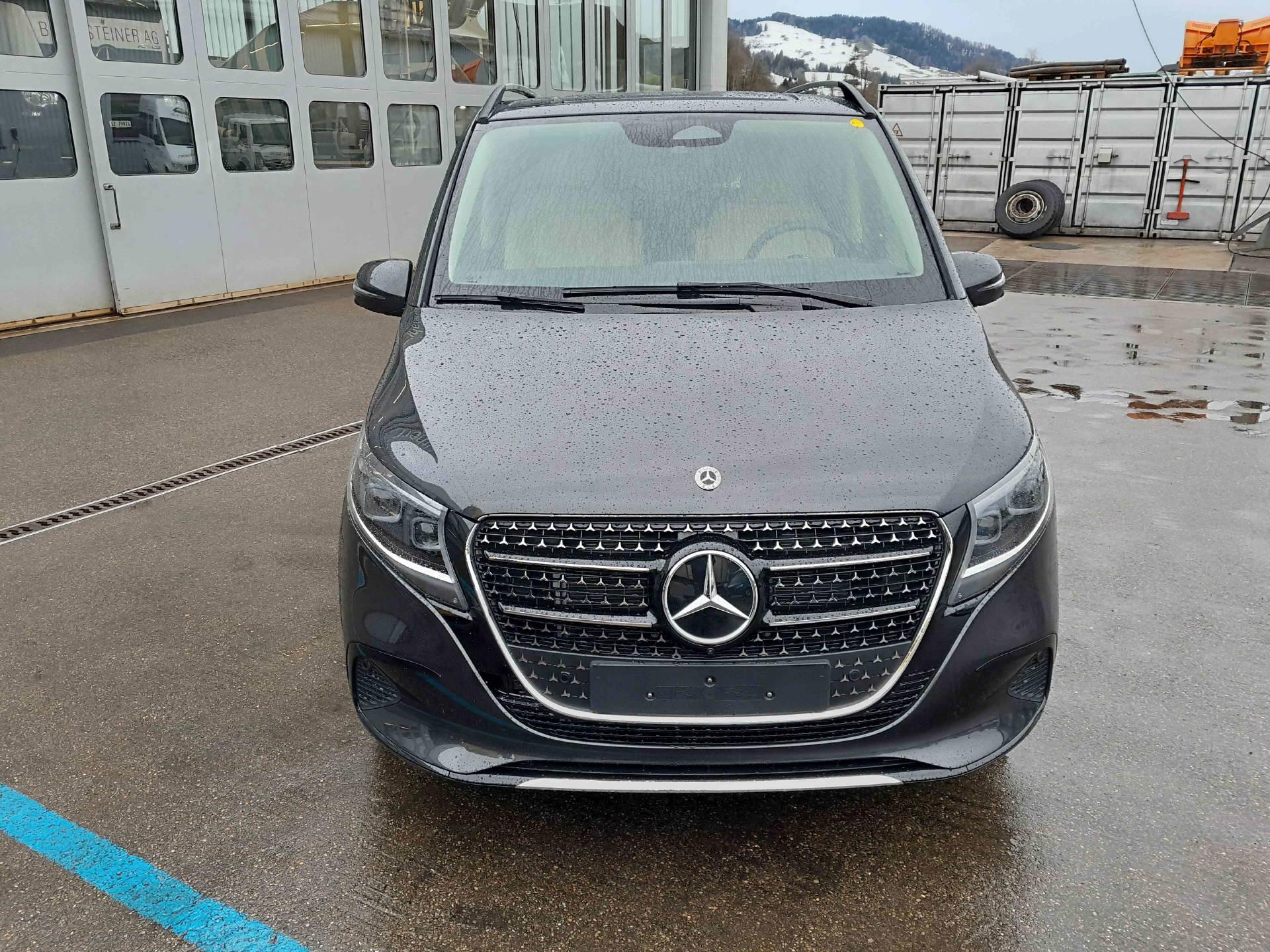 MERCEDES-BENZ V 300 d Avantgarde lang Van 4x4 - 3