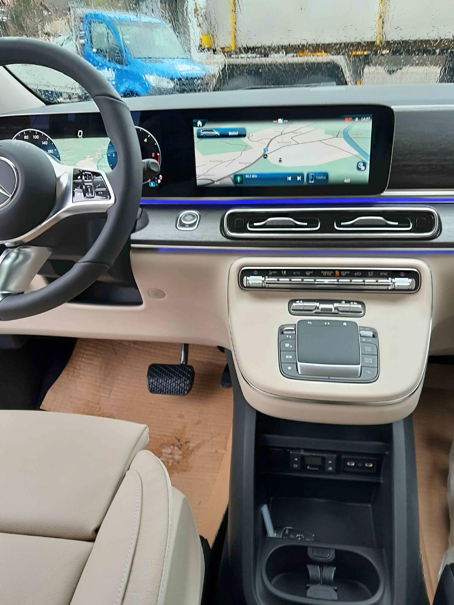 MERCEDES-BENZ V 300 d Avantgarde lang Van 4x4 - 13