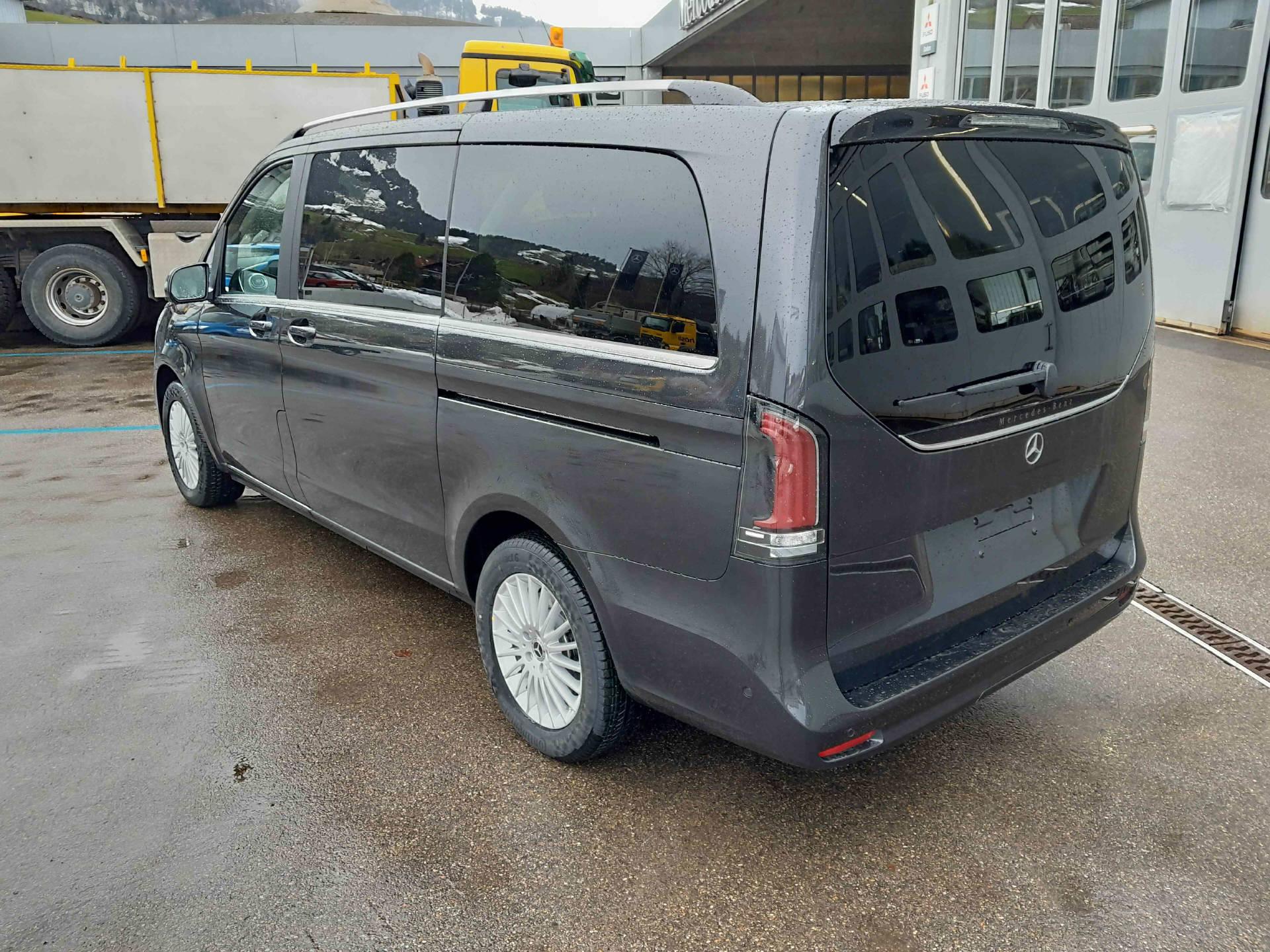 MERCEDES-BENZ V 300 d Avantgarde lang Van 4x4 - 6