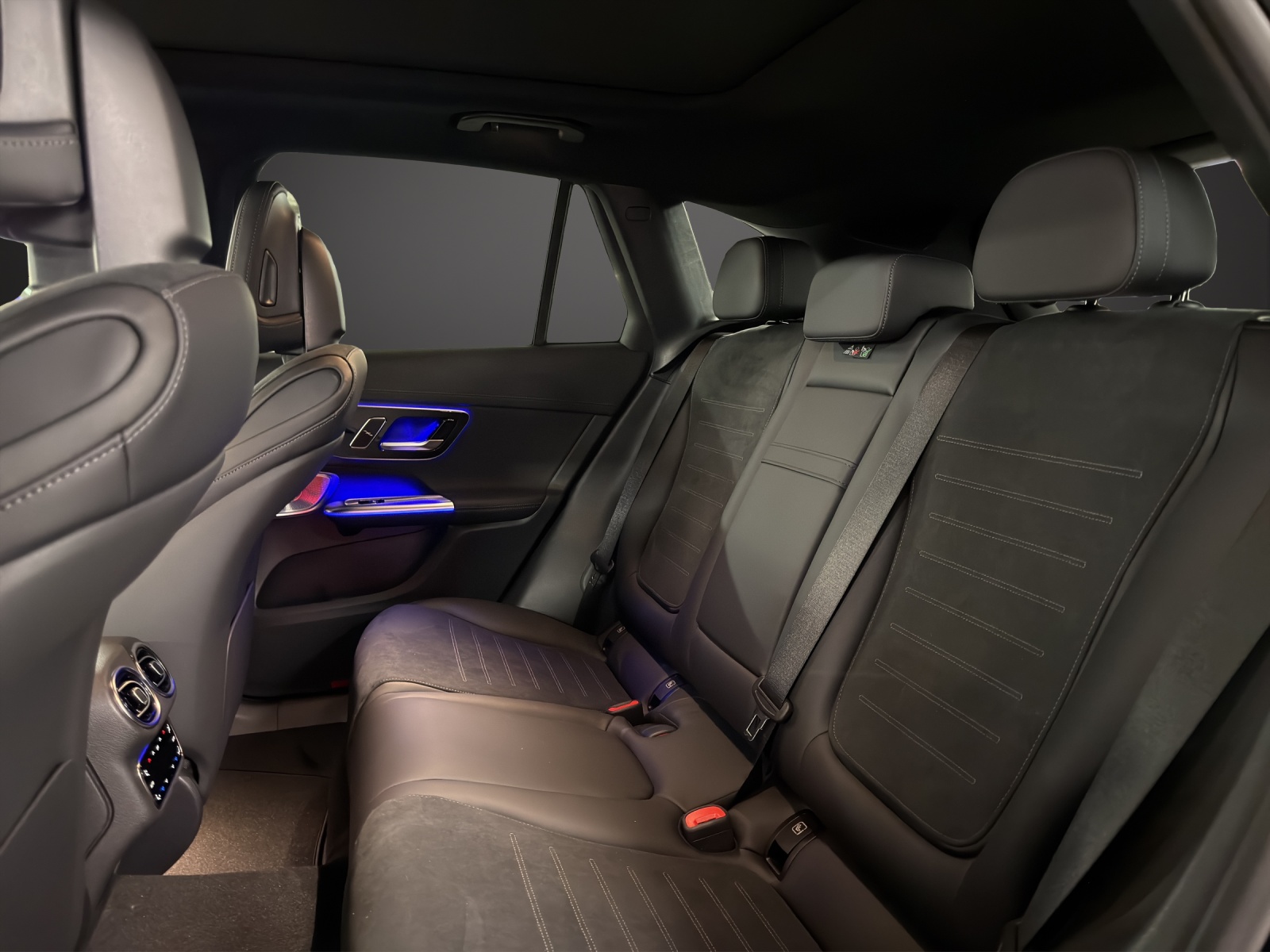 MERCEDES-BENZ GLC 200 4Matic 9G-Tronic - 12