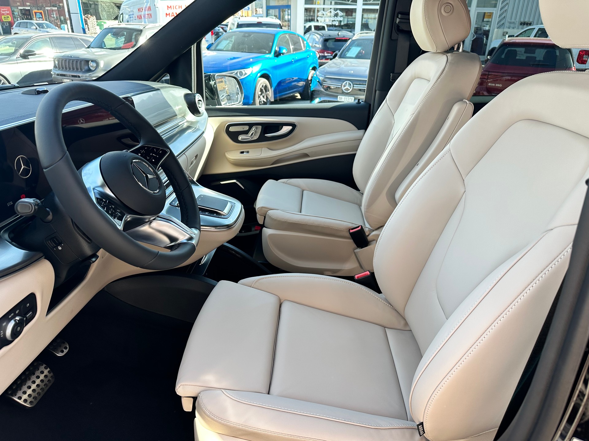 MERCEDES-BENZ V 300 d Exclusive extra lang 4Matic - 11