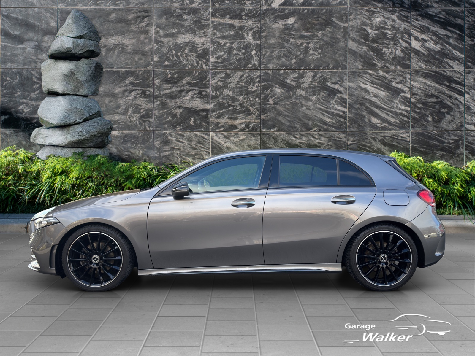 MERCEDES-BENZ A 200 4Matic AMG Line 8G-DCT - 2