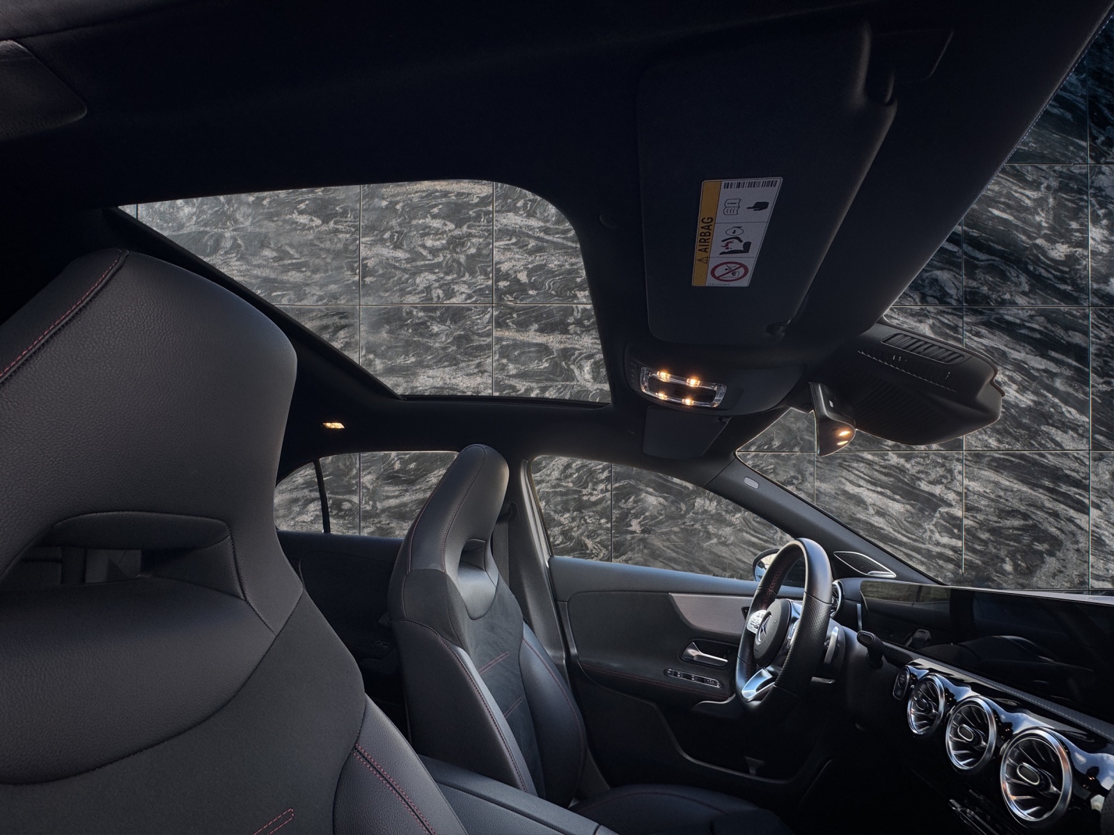 MERCEDES-BENZ A 200 4Matic AMG Line 8G-DCT - 14