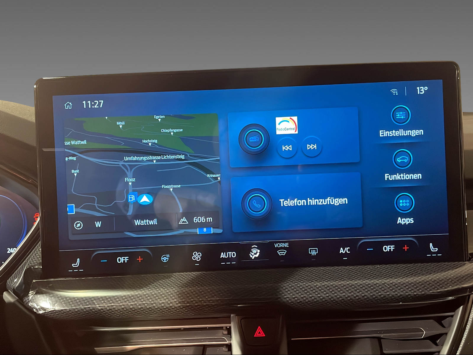 FORD Focus 1.0i EcoB Hybrid 155 ST-Line X - 9