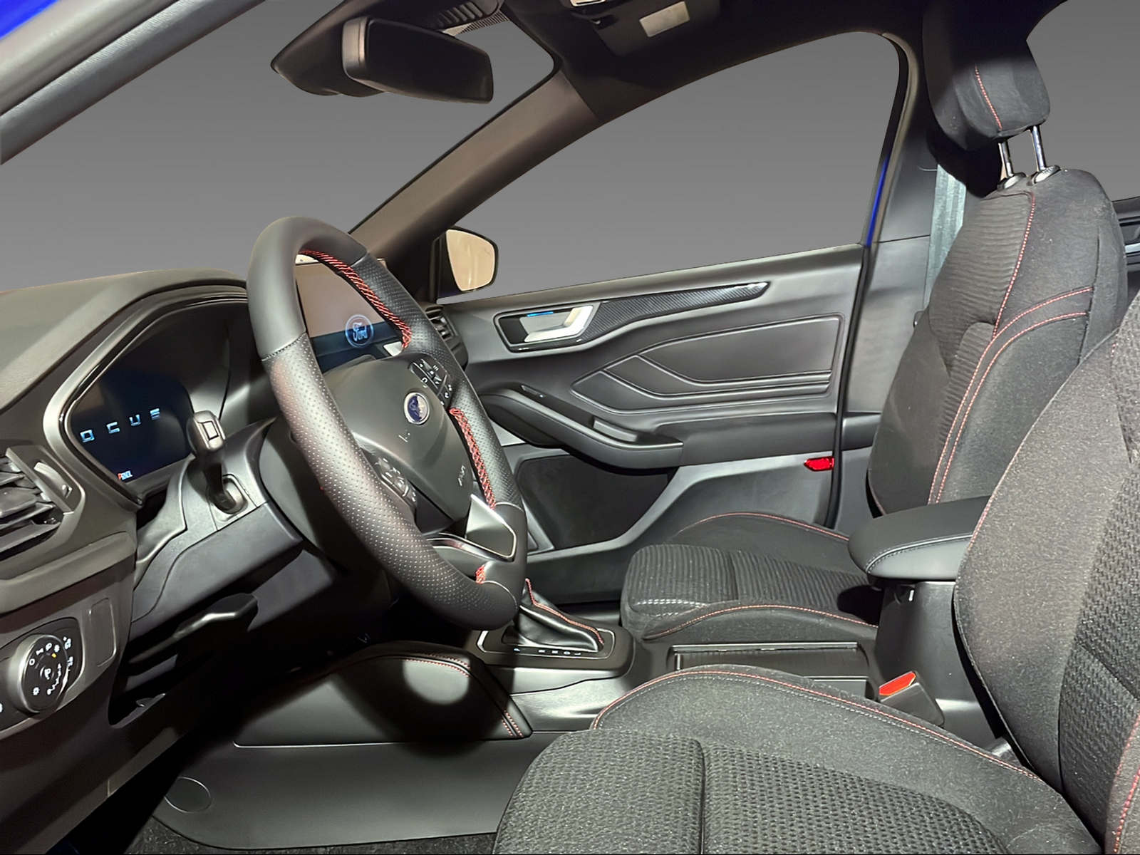 FORD Focus 1.0i EcoB Hybrid 155 ST-Line X - 6