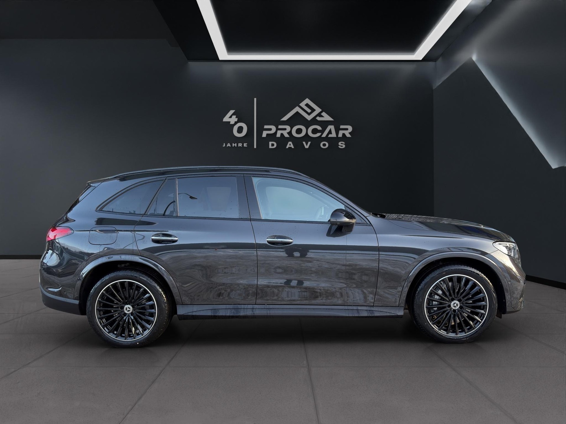 MERCEDES-BENZ GLC 220 d AMG Line 4matic - 2