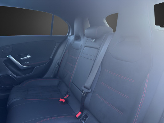 MERCEDES-BENZ A 220 4Matic 8G-DCT - 11