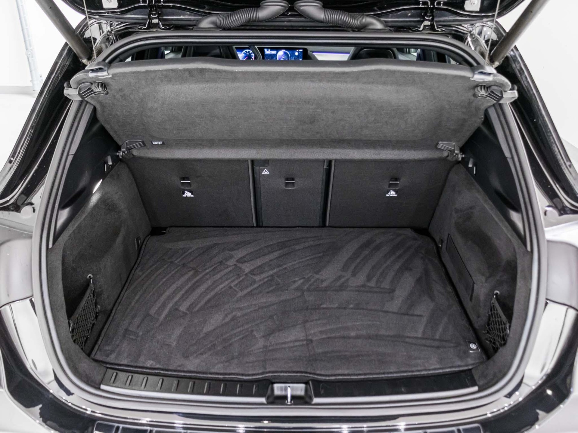 MERCEDES-BENZ GLA 35 AMG 4MATIC - 14