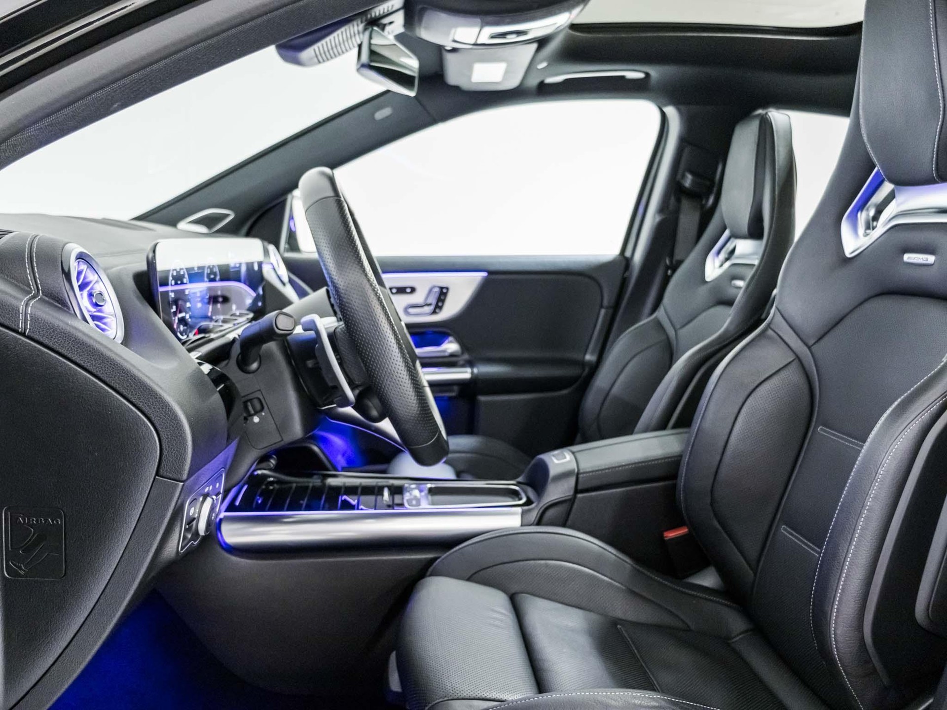 MERCEDES-BENZ GLA 35 AMG 4MATIC - 7