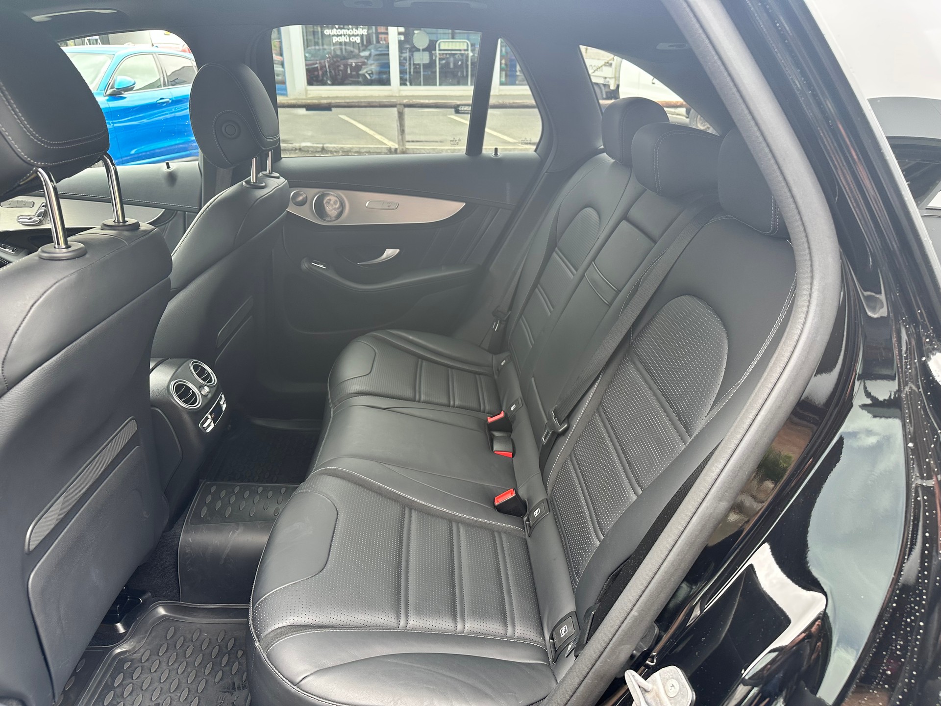 MERCEDES-BENZ GLC 63 S AMG 4m+ - 12