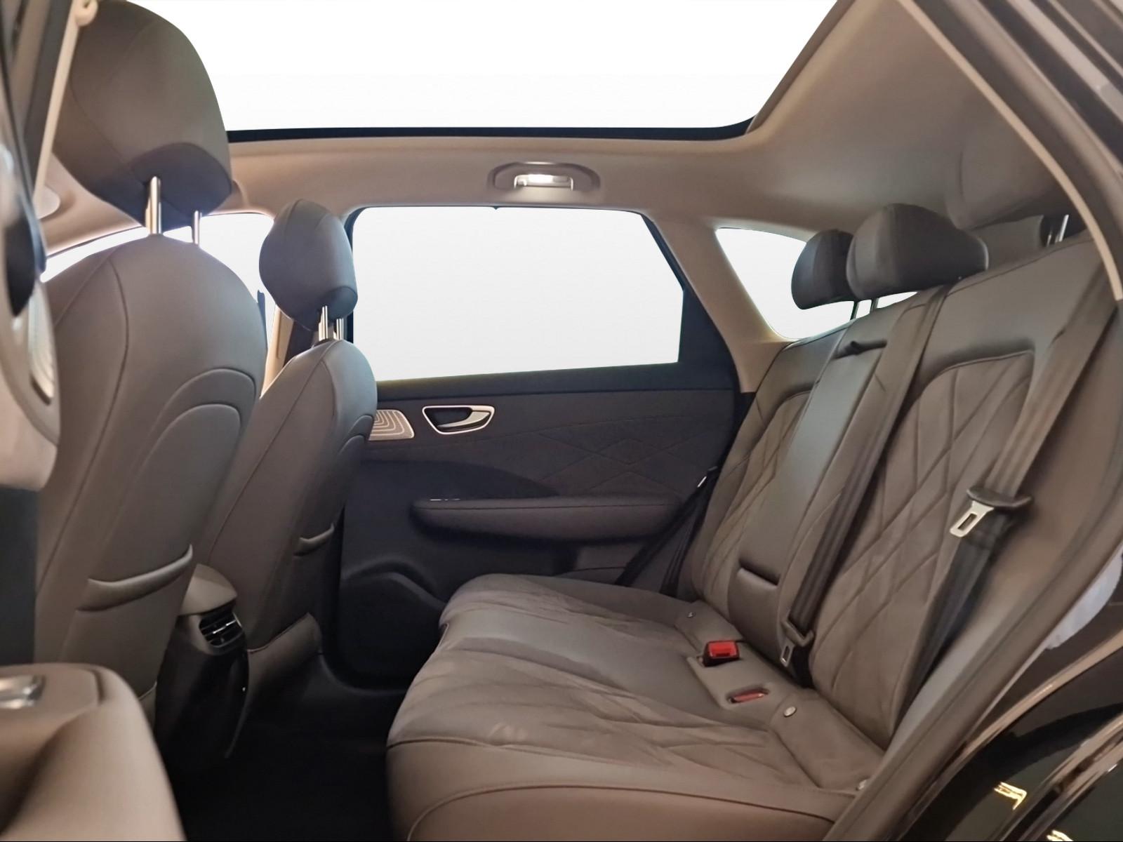 MG S6 EV 77 kWh Luxury 4WD - 13