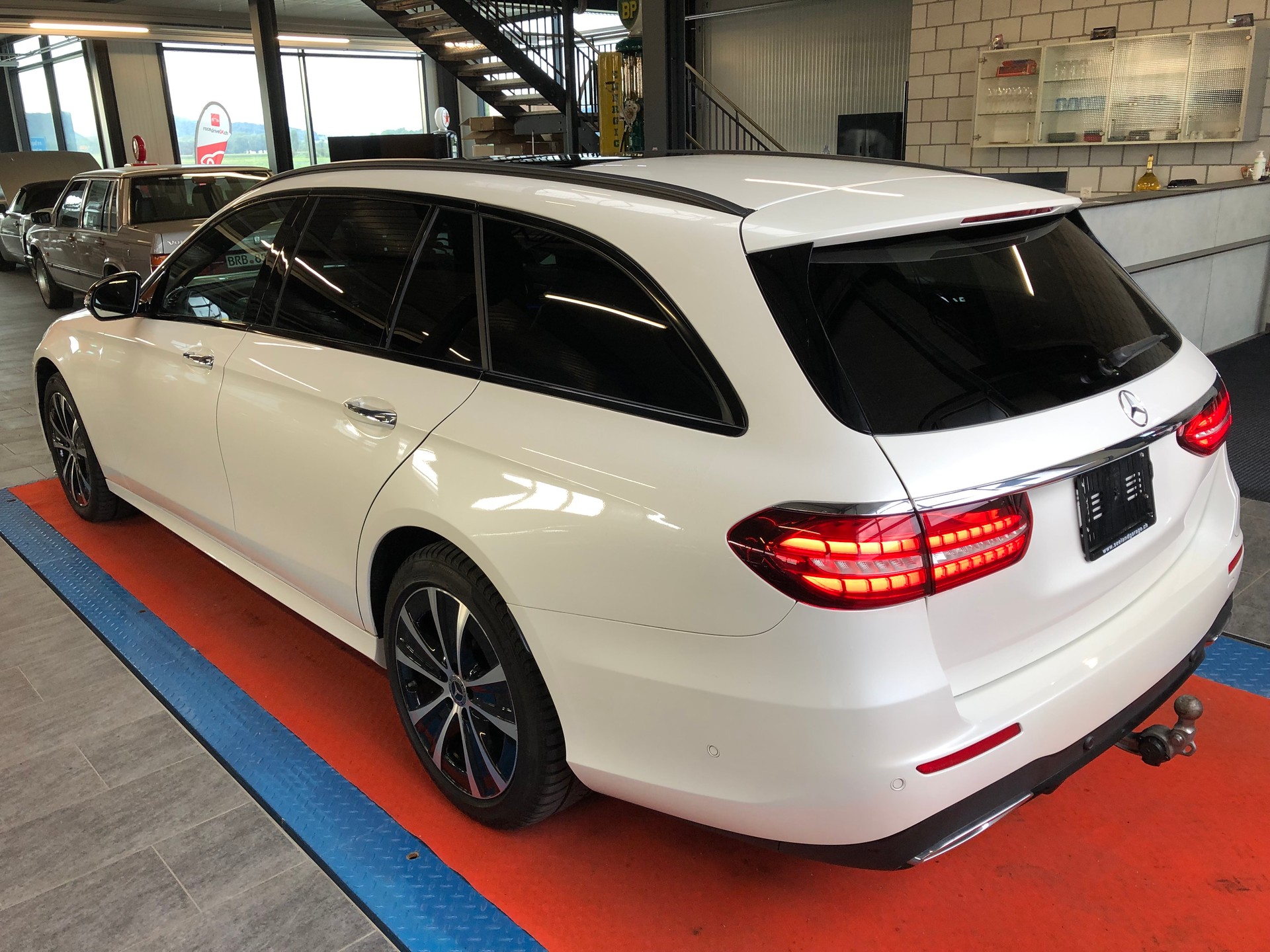 MERCEDES-BENZ E 300 de T 4Matic AMG Line 9G-Tronic - 7