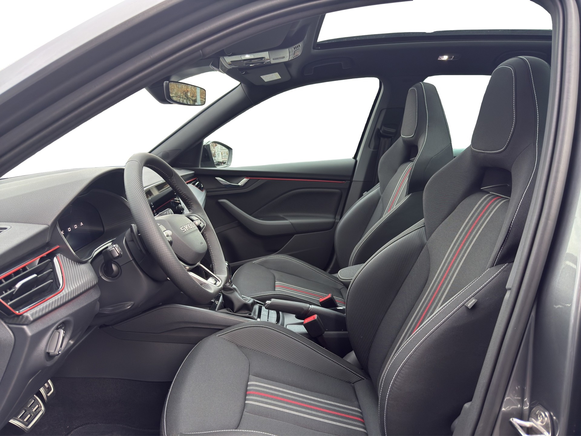 SKODA Kamiq 1.0 TSI Monte Carlo DSG - 10