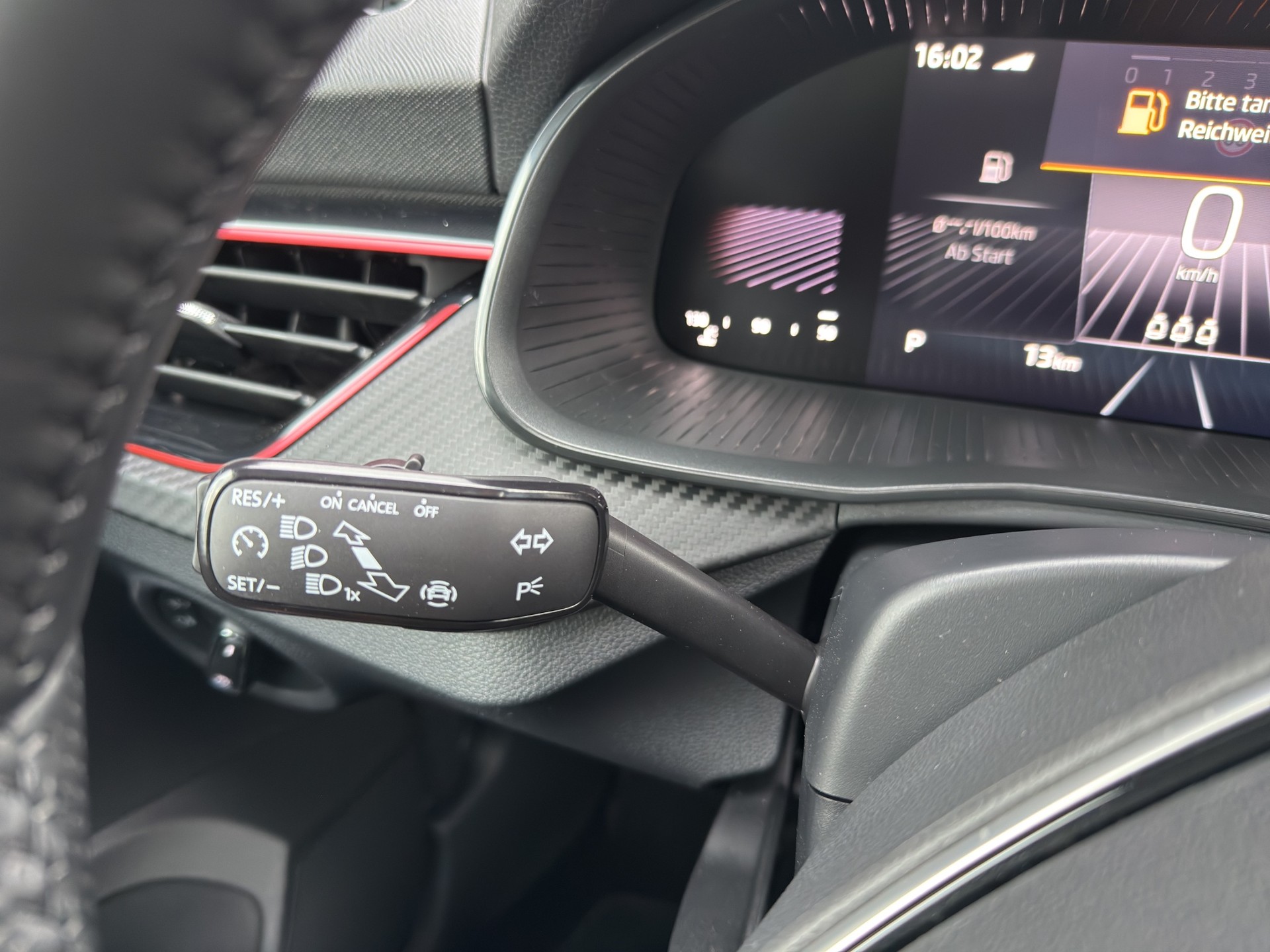 SKODA Kamiq 1.0 TSI Monte Carlo DSG - 18