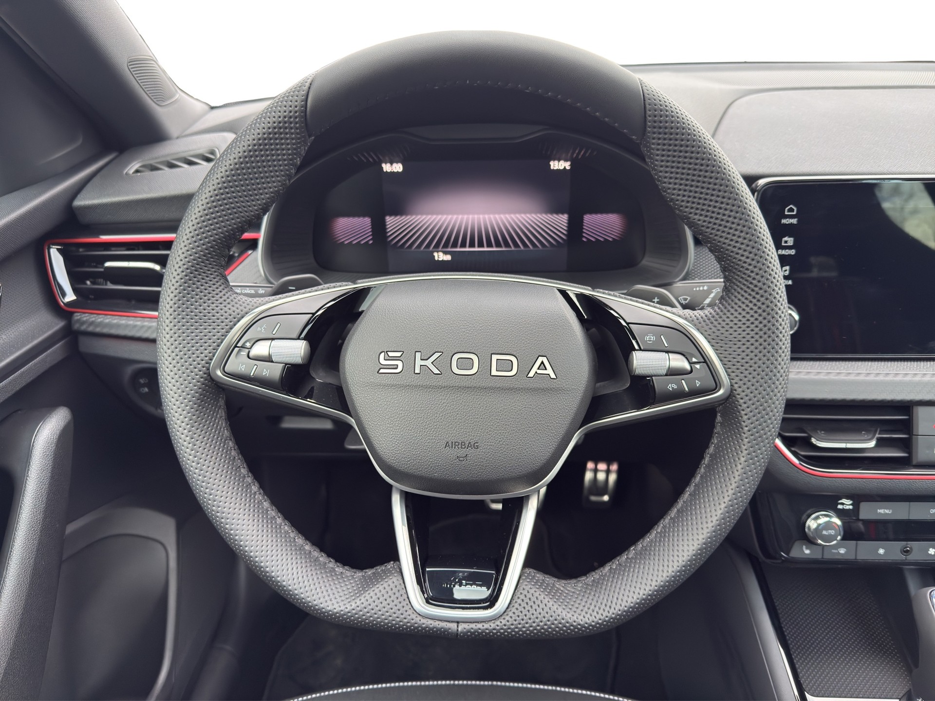 SKODA Kamiq 1.0 TSI Monte Carlo DSG - 13